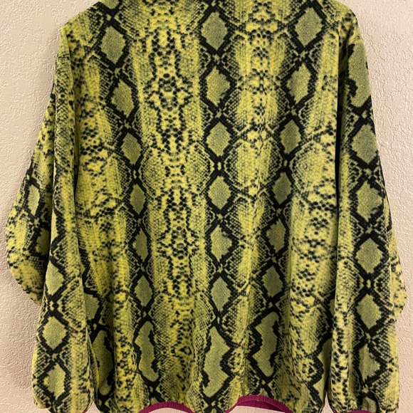 Terez: Medium, Python Fleece, zip up jacket. Great condition! - Picture 4 of 5